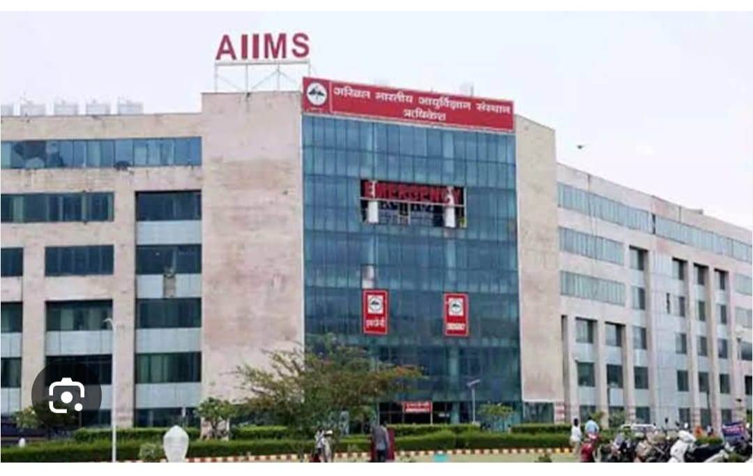 मरकर भी अमर हो गया ऋषिकेश का रघु पासवान एम्स मे अंगदान कर 5 लोगों को दिया नया जीवन