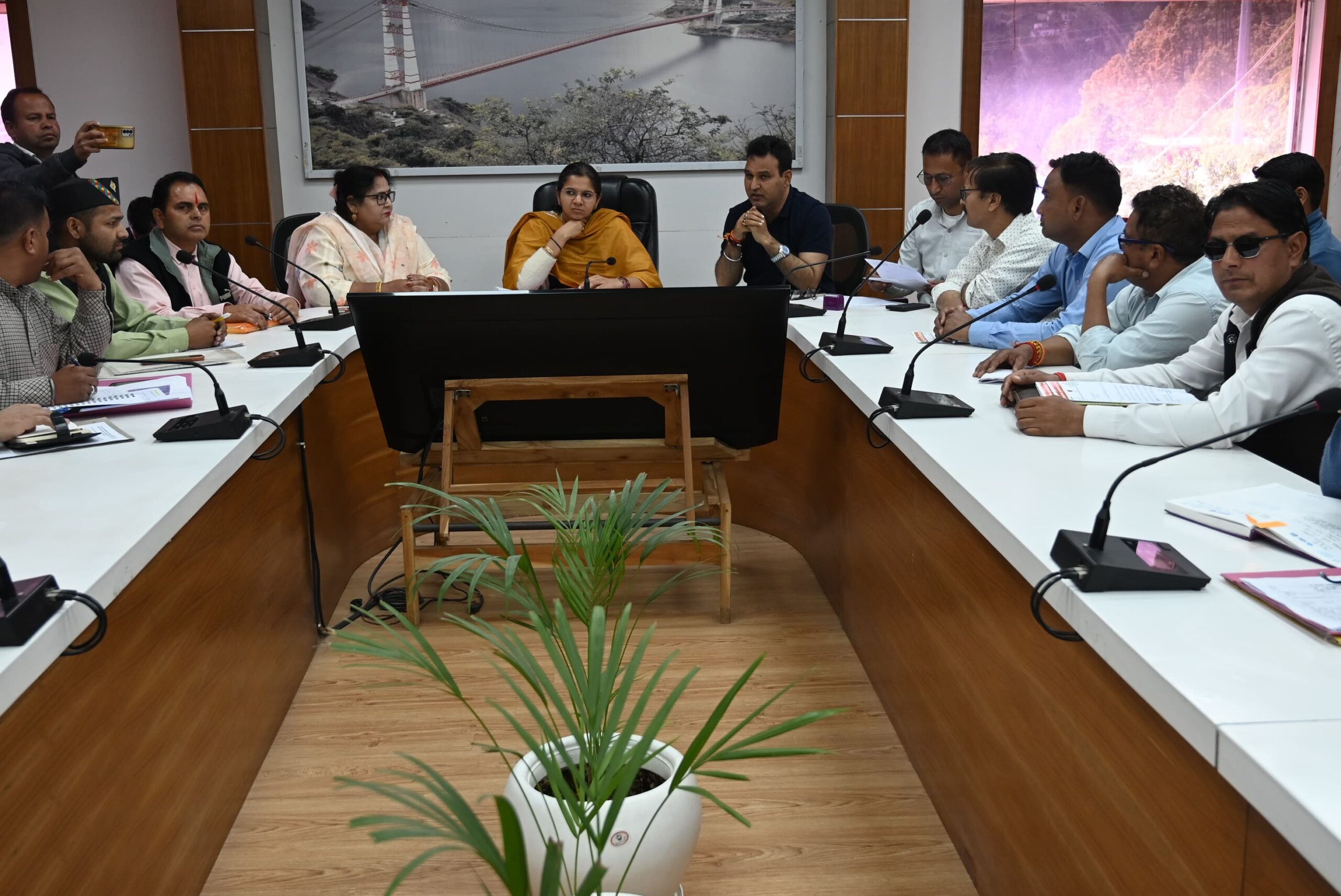 पारदर्शिता,ससमय एवं आम-जनमानस के अनुकुल निर्माण कार्य करने के सख्त निर्देश