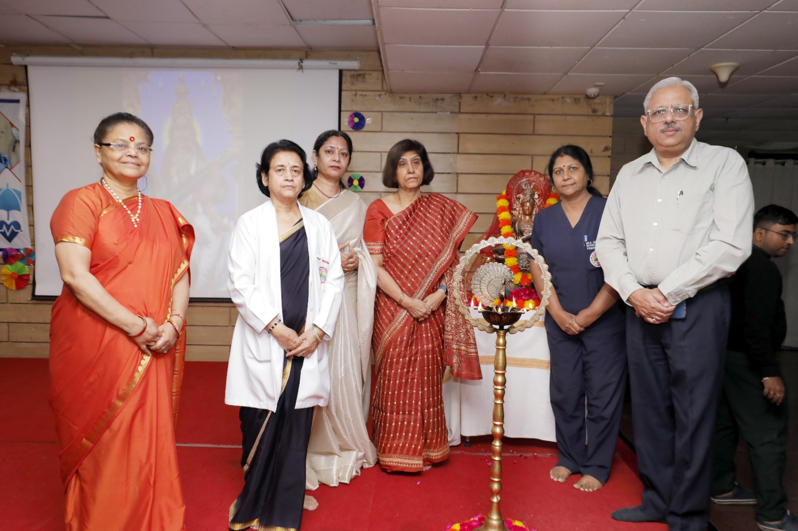 विश्व स्वास्थ्य दिवस के उपलक्ष्य में एम्स ऋषिकेश में काॅम्युनिटी मेडिसिन विभाग के तत्वावधान में विभिन्न कार्यक्रम आयोजित