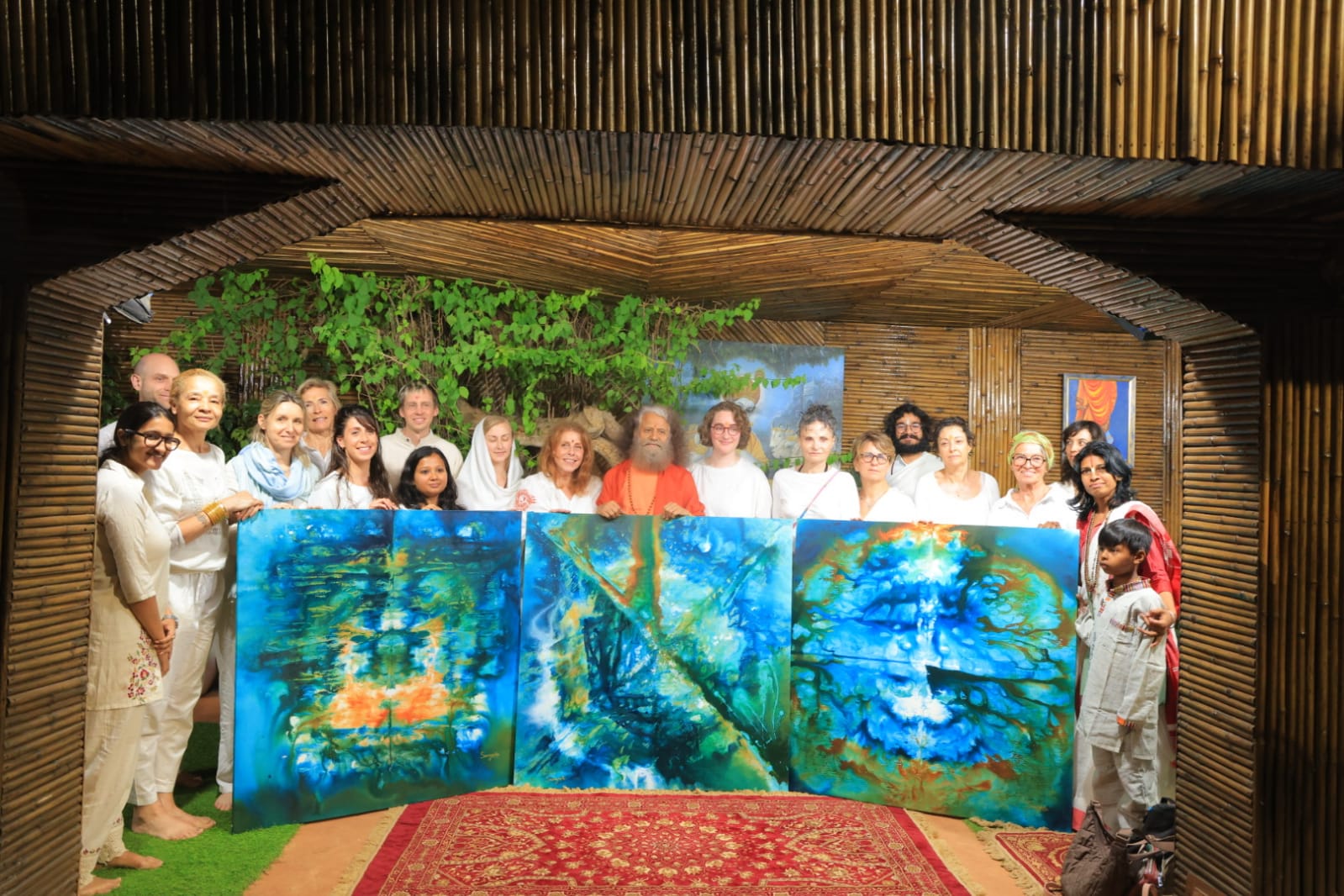 स्वामी चिदानन्द सरस्वती से भेंट कर उनका आशीर्वाद प्राप्त किया एवं आध्यात्मिक जिज्ञासाओं का पाया समाधान