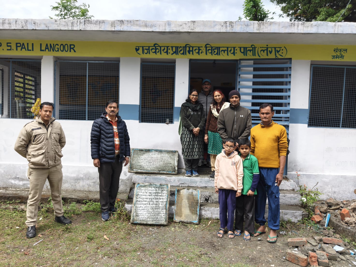प्राथमिक विद्यालय पाली लंगूर में मिले ऐतिहासिक शिलालेख, जांच के लिए पुरातत्व विभाग की टीम सक्रिय