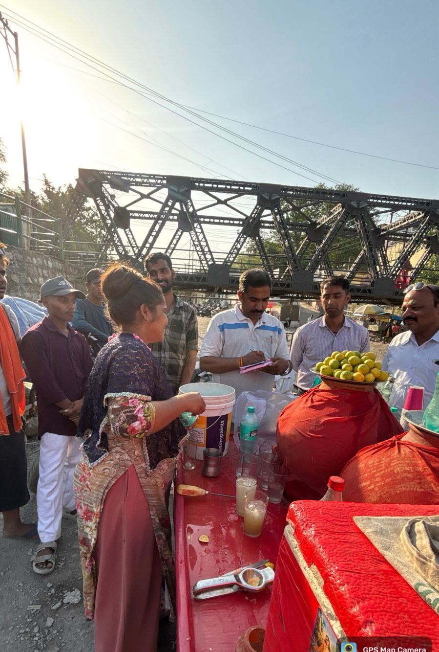 मुनि की रेती स्वच्छता एवं चालानी अभियान के तहत  31 चालान में चार हजार नौ सौ रुपए का अर्थदंड वसूला