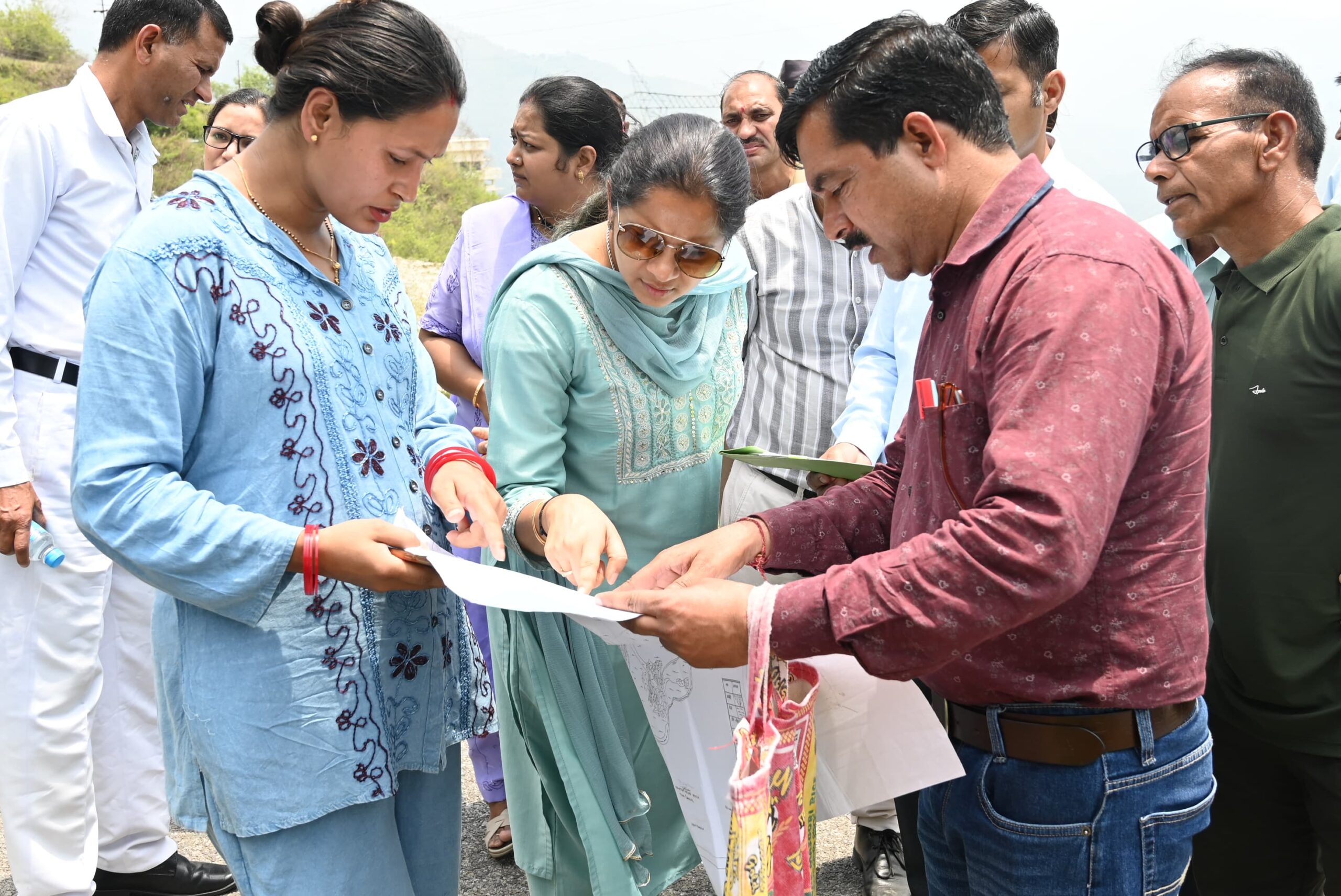 मुख्यमंत्री घोषणा के अंतर्गत प्रस्तावित आईटीआई हेतु ग्राम फैगुल में भूमि का निरीक्षण