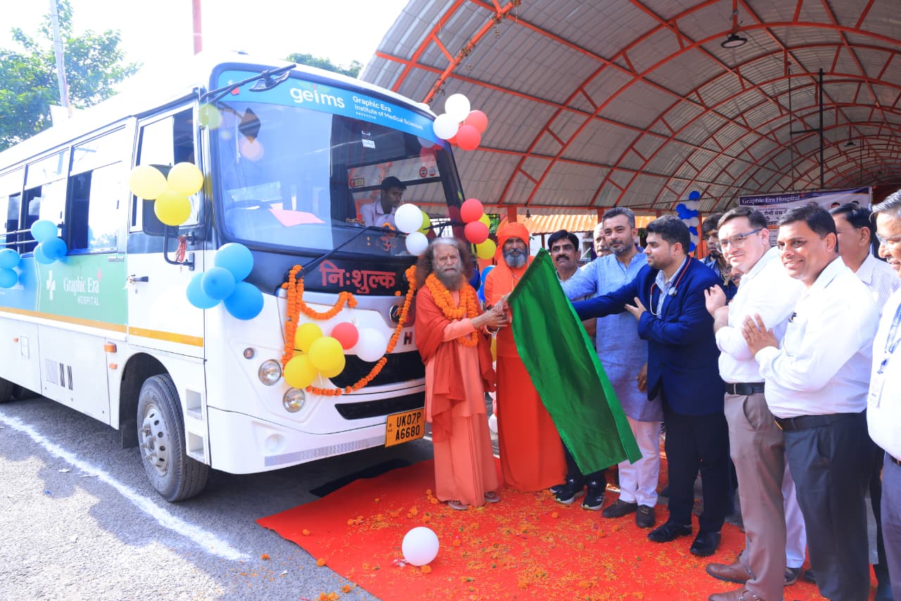 ग्राफिक एरा इंस्टीट्यूट ऑफ मेडिकल साइंसेज़ एंड हॉस्पिटल द्वारा ऋषिकेश से देहरादून  निःशुल्क रोगी बस सेवा का शुभारम्भ किया गया।