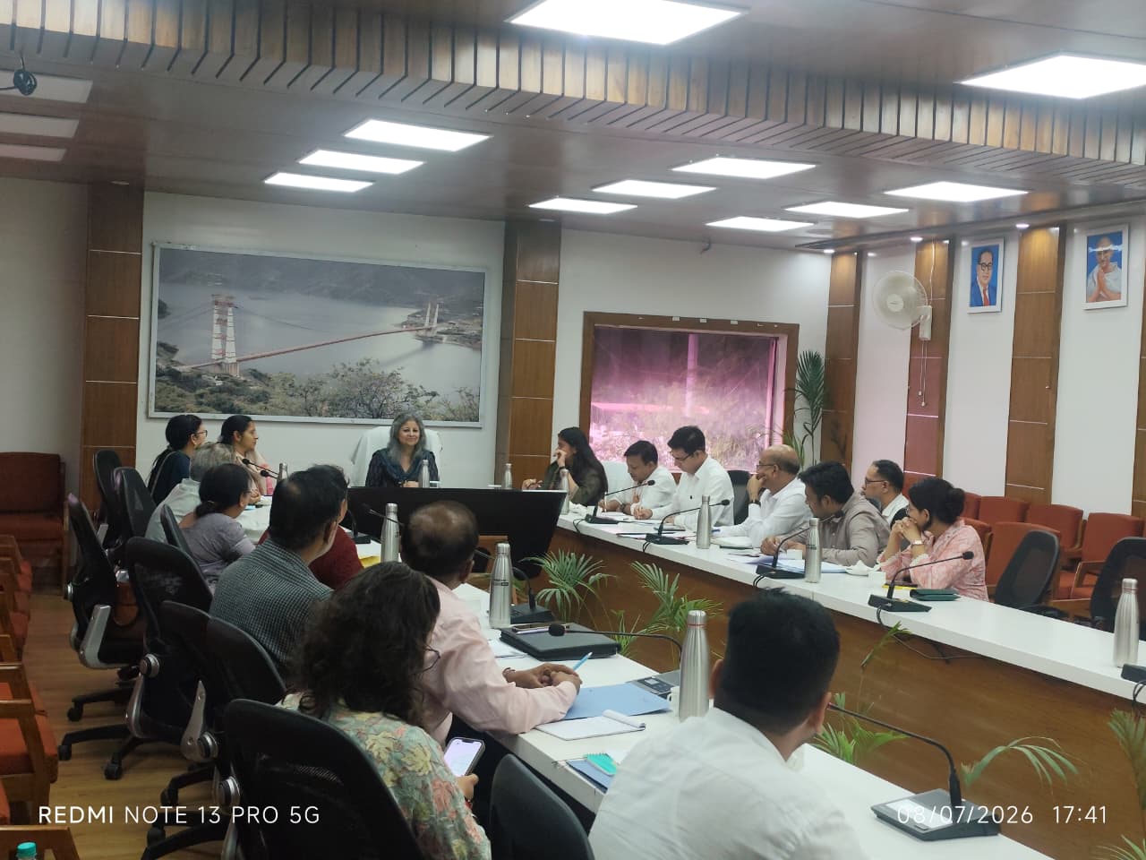 भारत सरकार के संयुक्त सचिव ने टिहरी में ग्रामीण विकास योजनाओं की प्रगति की समीक्षा की