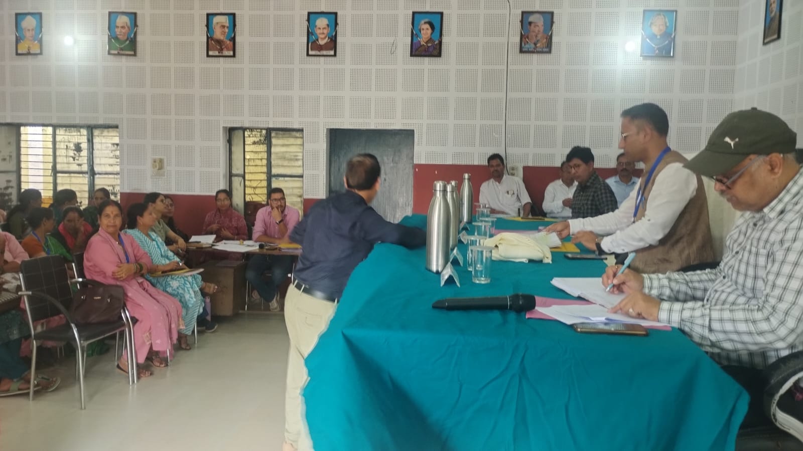 ब्लॉक प्रमुख की अध्यक्षता में हुई क्षेत्र पंचायत देवप्रयाग की बैठक, विकास कार्यों की गयी समीक्षा