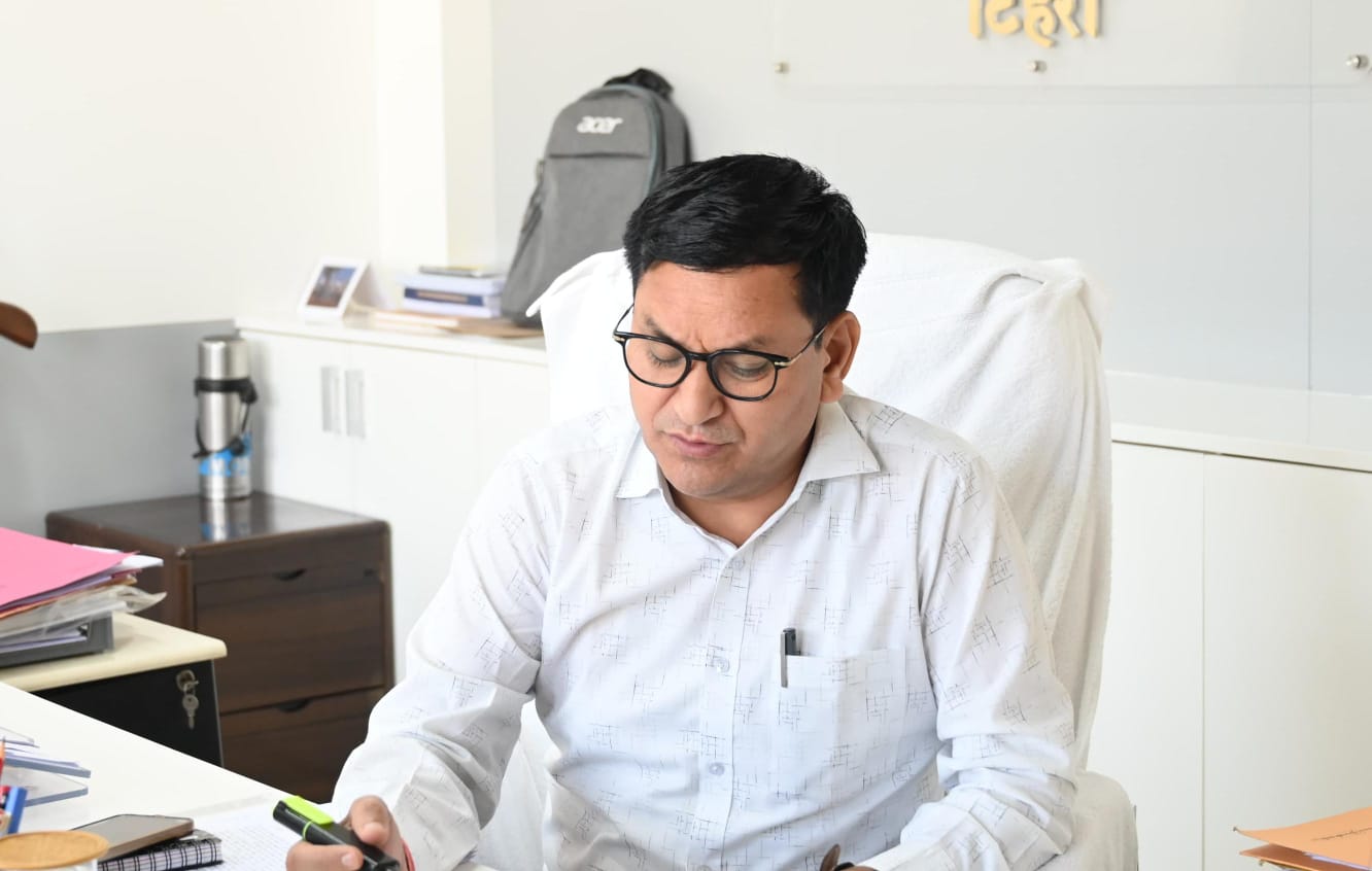 लखवाड़ और सॉन्ग बांध परियोजनाओं में भूमि अधिग्रहण एवं पुनर्वास कार्यों में तेजी लाने के निर्देश