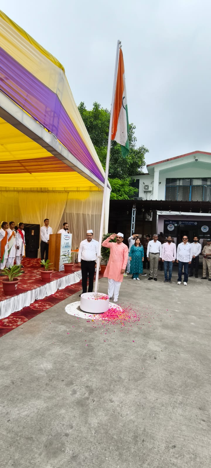नगर निगम ऋषिकेश में राष्ट्रभक्ति और जनसेवा का अनूठा संगम, हर्षोल्लास के साथ मनाया गया स्वतंत्रता दिवस