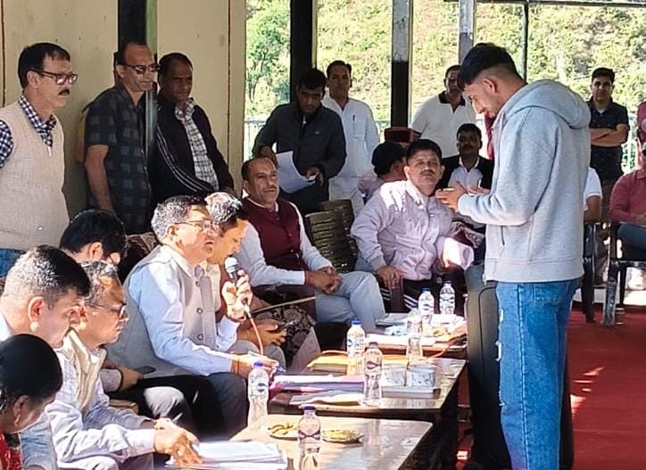 लखवाड़ बांध परियोजना: भूमि अधिग्रहण से संबंधित 29 आपत्तियों पर जनसुनवाई आयोजित