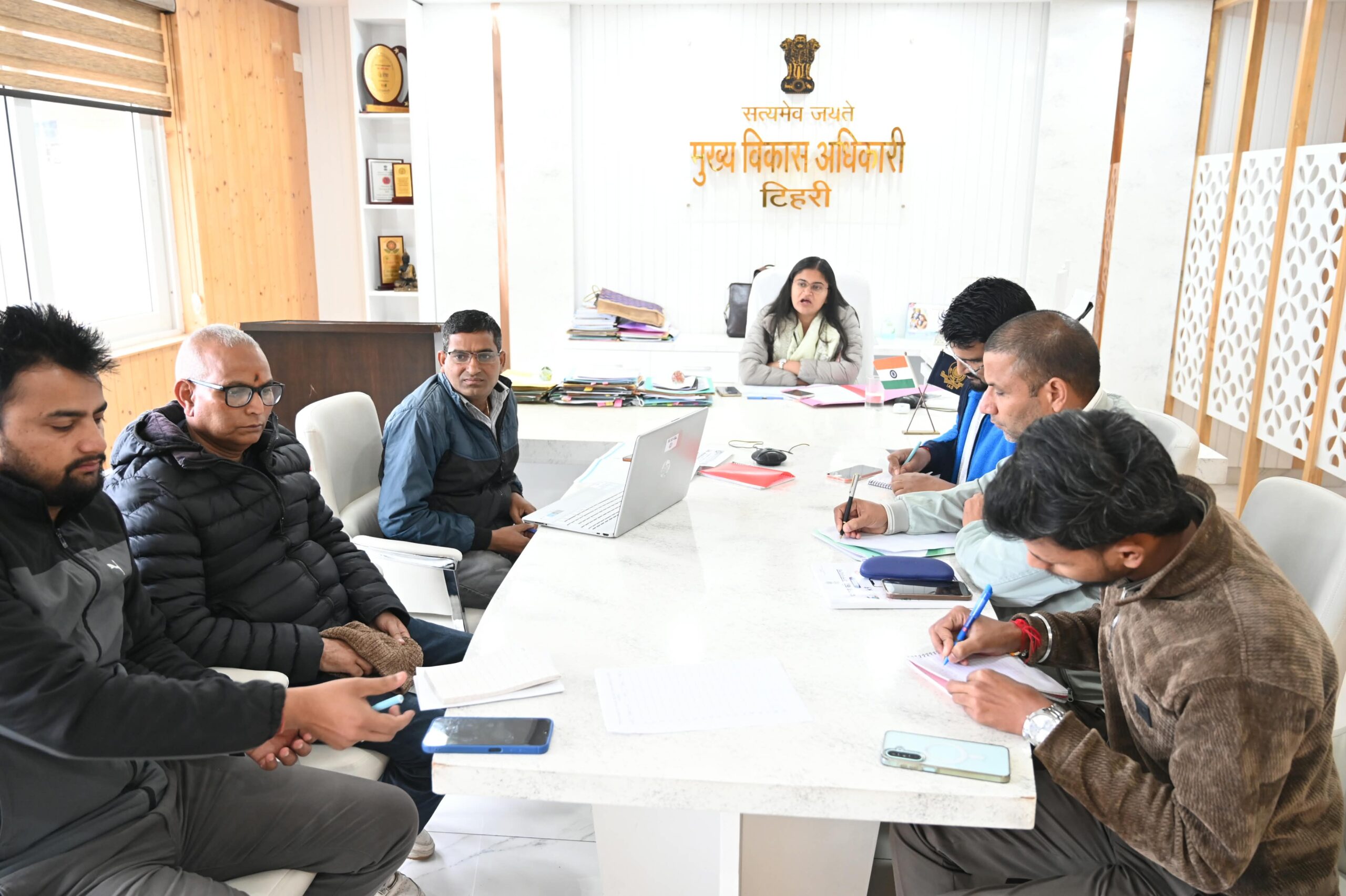 ‎स्व-गणना अभियान को सफल बनाने के लिए सभी विभाग आपसी समन्वय से करें कार्य : मुख्य विकास अधिकारी