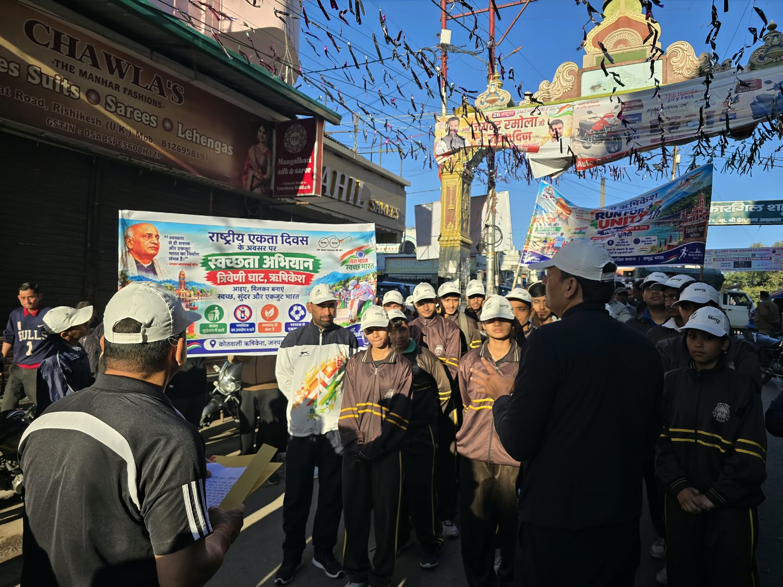 राष्ट्रीय एकता दिवस पर ऋषिकेश पुलिस ने किया “रन फॉर यूनिटी” का आयोजन, त्रिवेणी घाट पर चलाया स्वच्छता अभियान